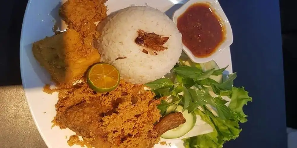 Ayam Geprek Resto, Batu Aji