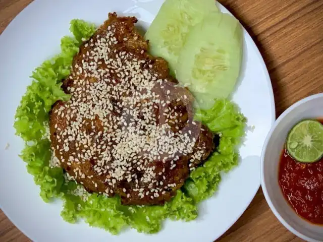 Gambar Makanan Ayam Tulang Lunak Hayam Wuruk, Renon 13