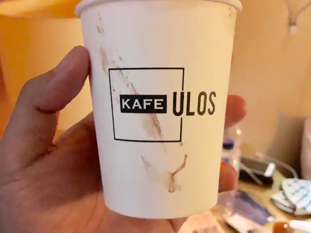 Ulos Cafe