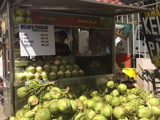 Air Kelapa Taman Maju Food Photo 10