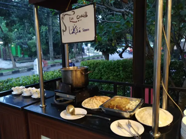 Gambar Makanan D'Fleur Cafe - D'Anaya Hotel Bogor 3