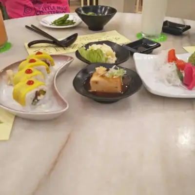 YUZU Sushi Boutique & Restaurant
