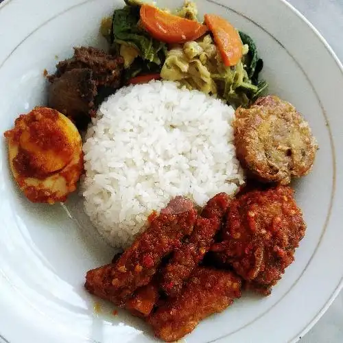 Gambar Makanan Nasi Campur Warung Chany, Sumerta Kelod 6