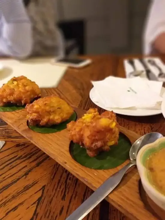 Gambar Makanan Suasana Restaurant 9