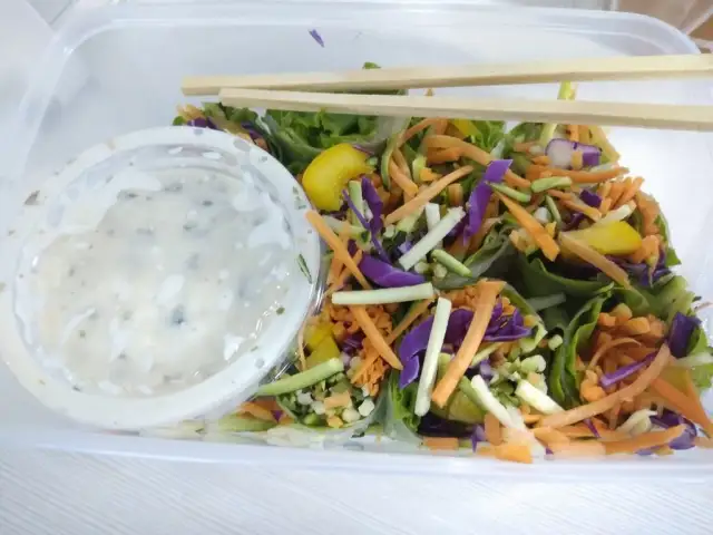 Gambar Makanan Serasa Salad Bar 3