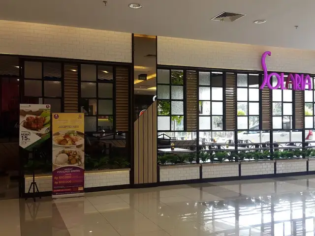 Gambar Makanan Solaria 9