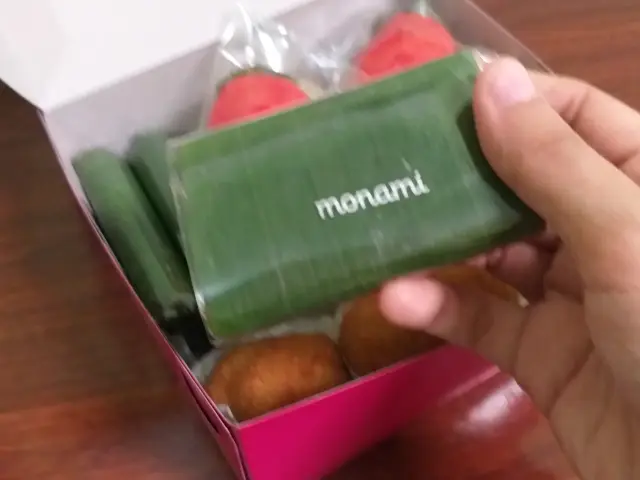 Gambar Makanan Bakery Monami 11