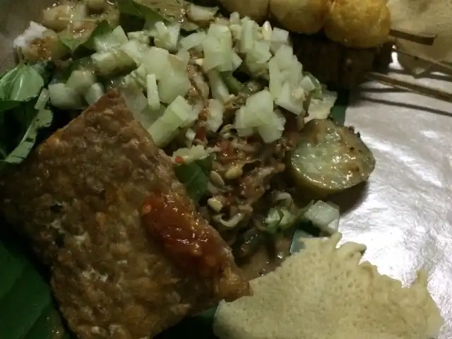 Gambar Makanan Nasi Pecel Madiun 5