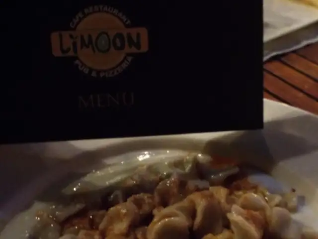 Limoon Cafe Restaurant'nin yemek ve ambiyans fotoğrafları 49