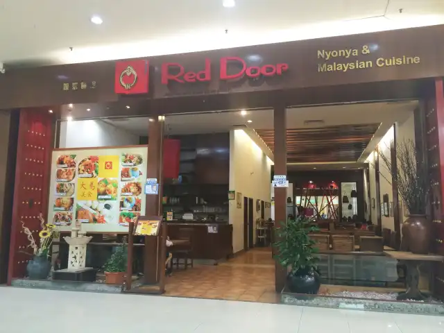 Red Door Food Photo 4