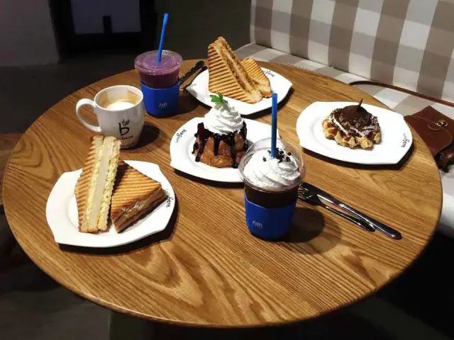 Caffe Bene Food Photo 11