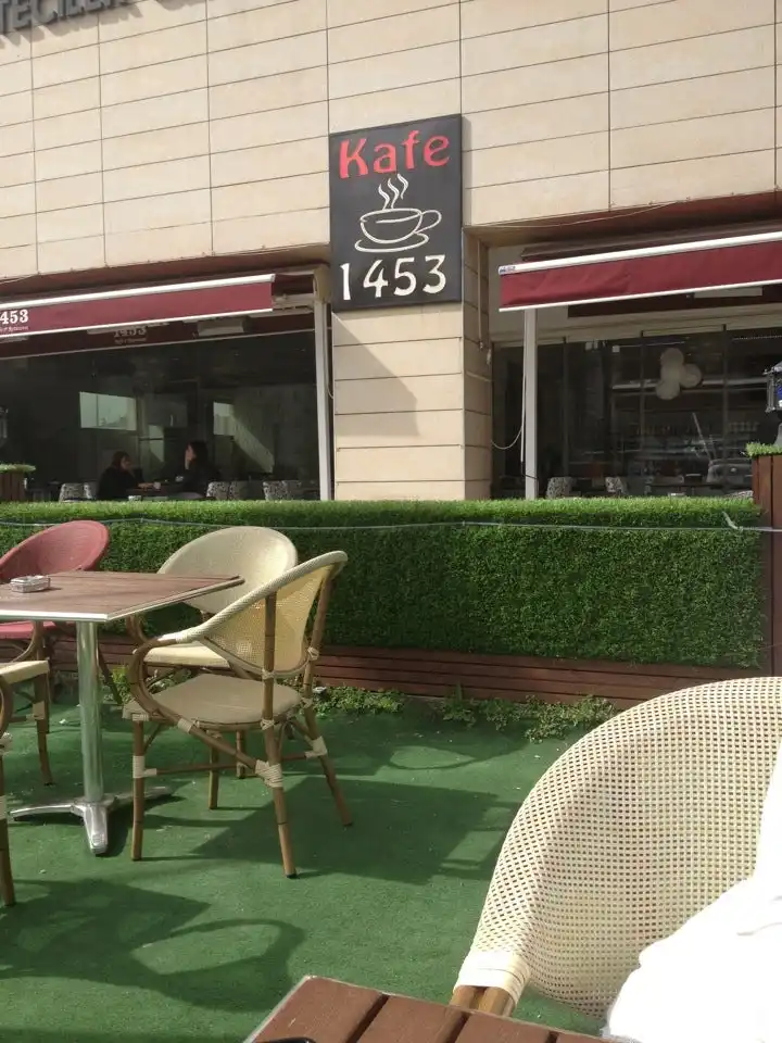 1453 Cafe