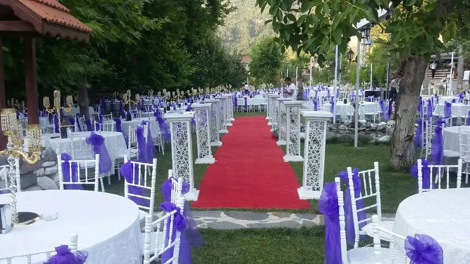 Altın Park Tesisleri