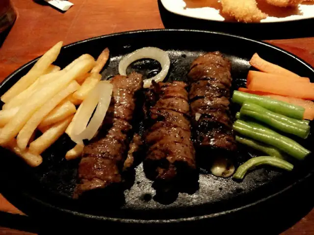Gambar Makanan Steak Hut Bukit Darmo Boulevard 12