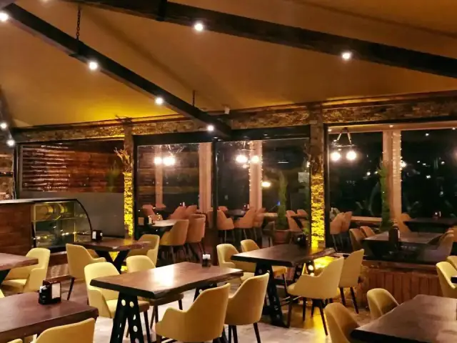 Mazer'et Restaurant'nin yemek ve ambiyans fotoğrafları 5