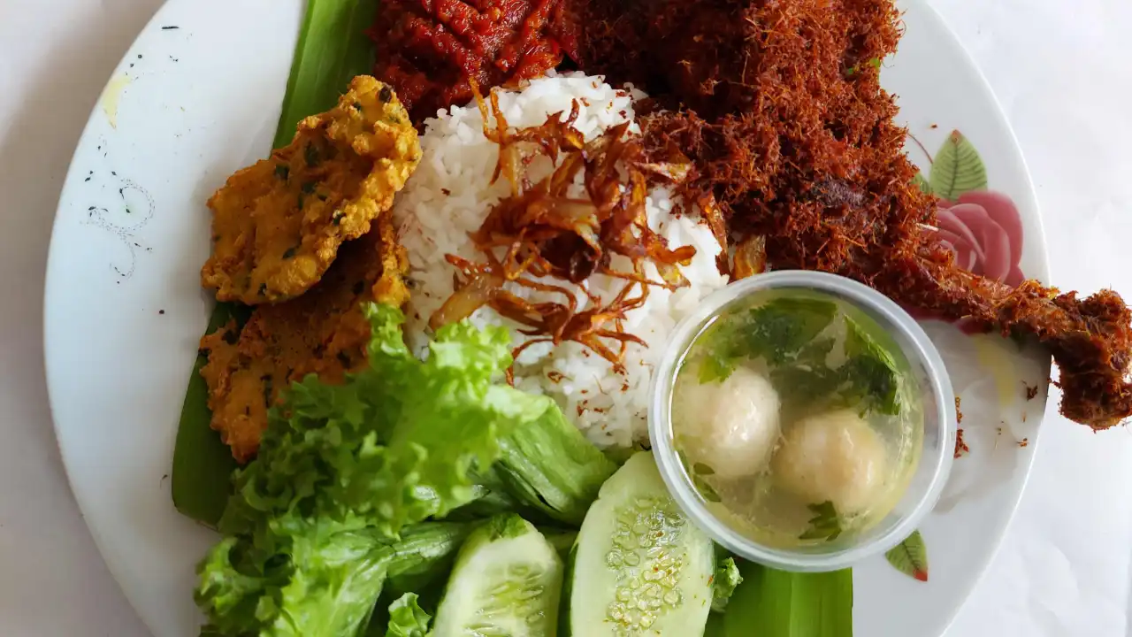 Nasi Berhantu