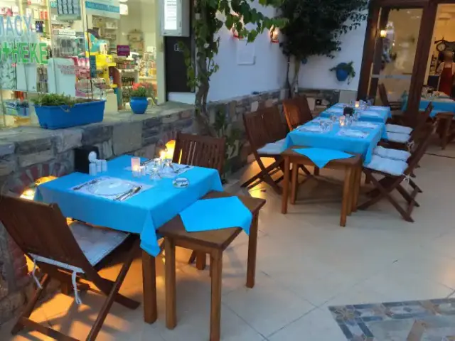 Bitez Balık Evi Çavuş Restaurant'nin yemek ve ambiyans fotoğrafları 1
