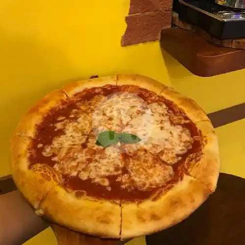Gambar Makanan Carlo's Pizza, Basangkasa Raya 1