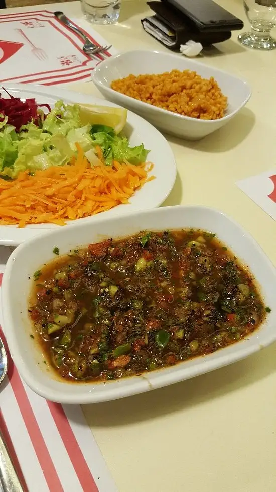 Sanli Edessa Kebab House'nin yemek ve ambiyans fotoğrafları 10