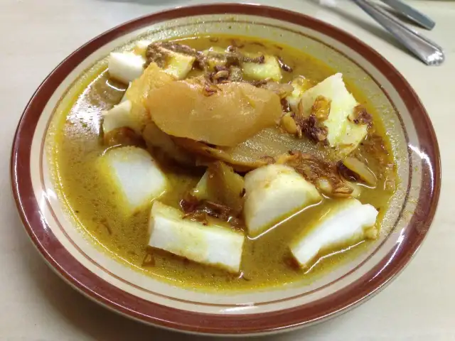 Gambar Makanan Ketupat Sayur Mandala 10