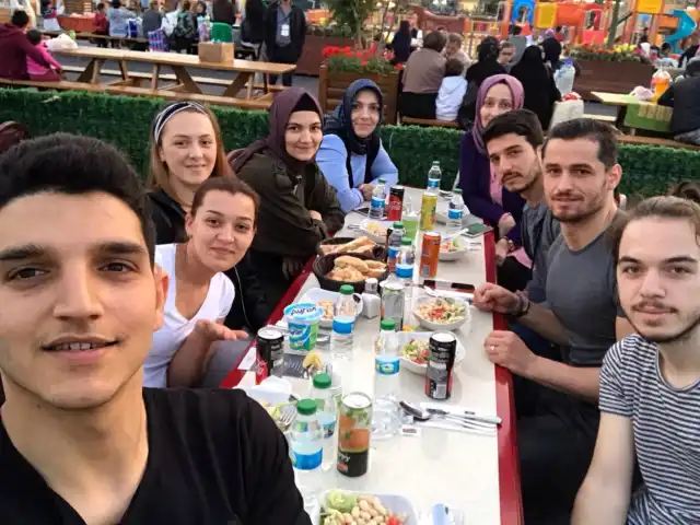 Yenikapı Kadirgali Kofte'nin yemek ve ambiyans fotoğrafları 1