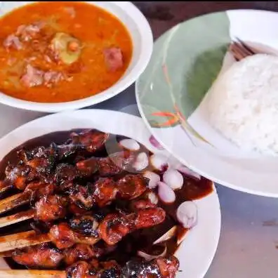 Gambar Makanan Nasi Kuning Warung Muslim, Diponegoro 10