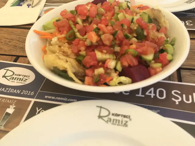 Köfteci Ramiz Plus'nin yemek ve ambiyans fotoğrafları 16