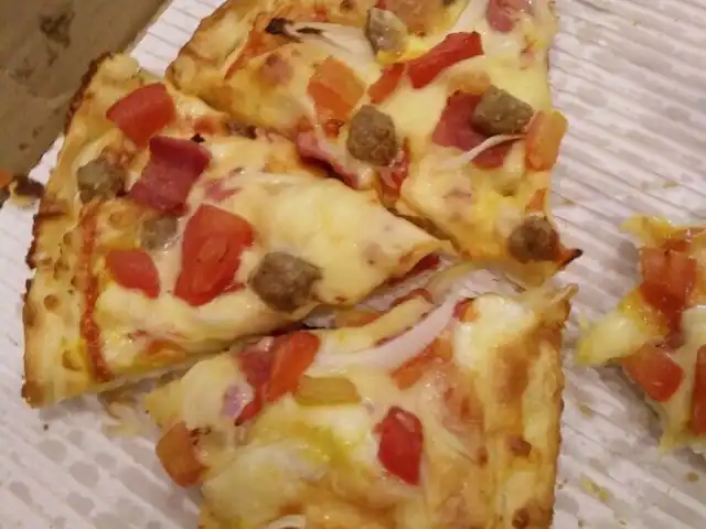Gambar Makanan Domino's Pizza Mangga Besar 2