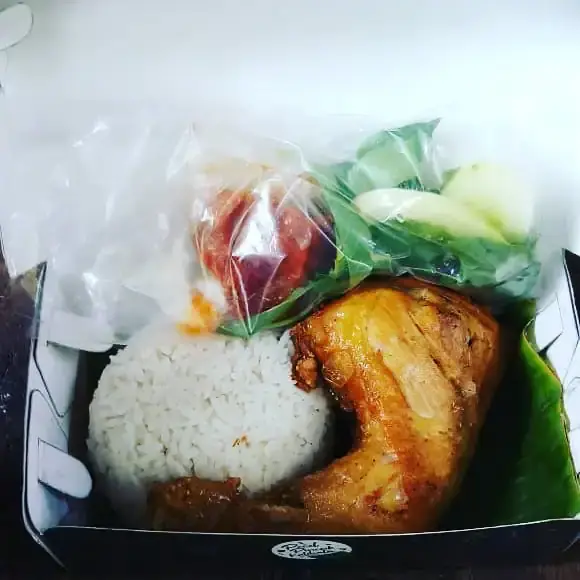 Gambar Makanan Pecel Pincuk Kalibata 7