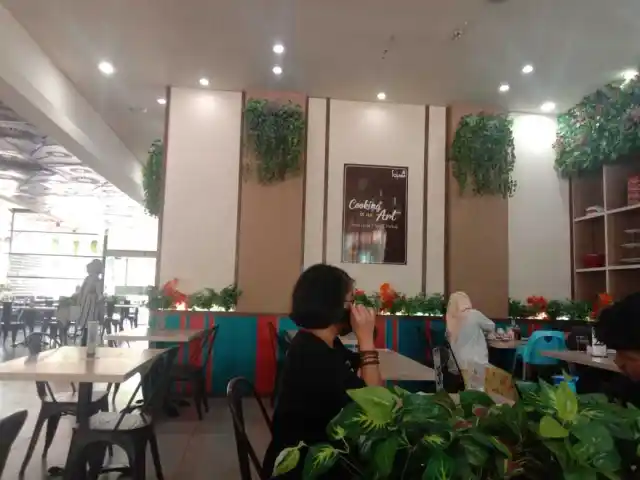 Gambar Makanan Solaria 4