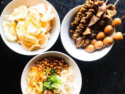 Bubur Ayam Kens Srawung, Polowijan