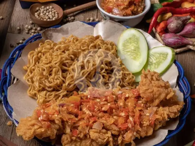 Gambar Makanan Ikan Ayam Geprek Kanayam, Gorontalo 12