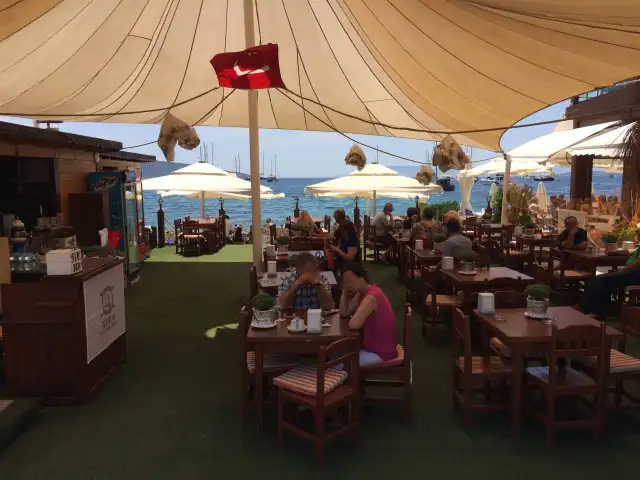 Azmakbaşı Cafe'nin yemek ve ambiyans fotoğrafları 3