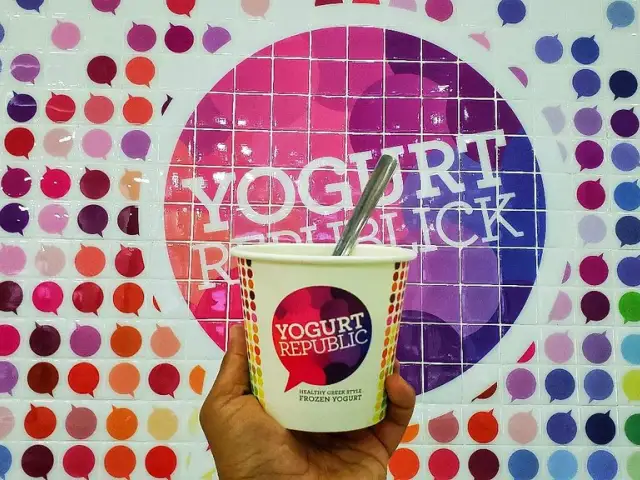 Gambar Makanan Yogurt Republick Seminyak 2