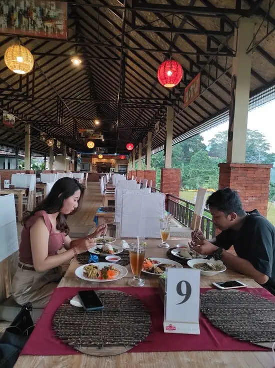 Gambar Makanan Warung Devassa 14