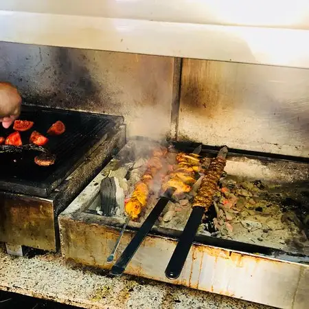 Senihi Sultanahmet Köftecisi'nin yemek ve ambiyans fotoğrafları 3