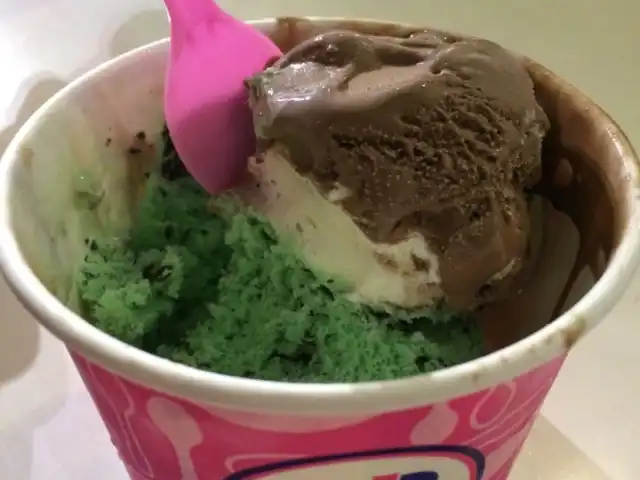 Baskin Robbins Food Photo 12