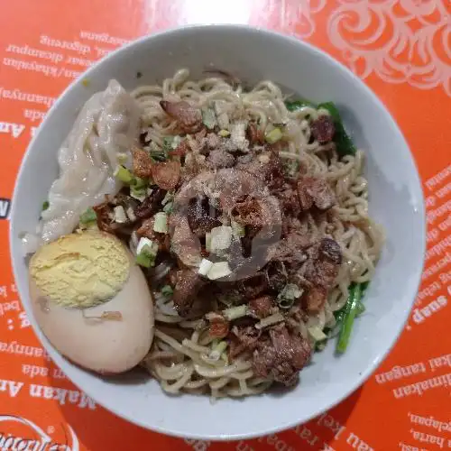 Gambar Makanan Mie Pangsit Medan, Mayjend Sutoyo 1