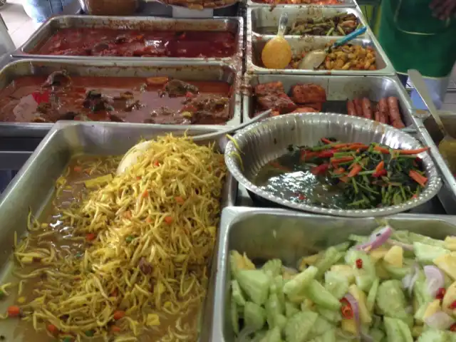 Restoran Nasi Kandar Pokok Ubi Food Photo 1