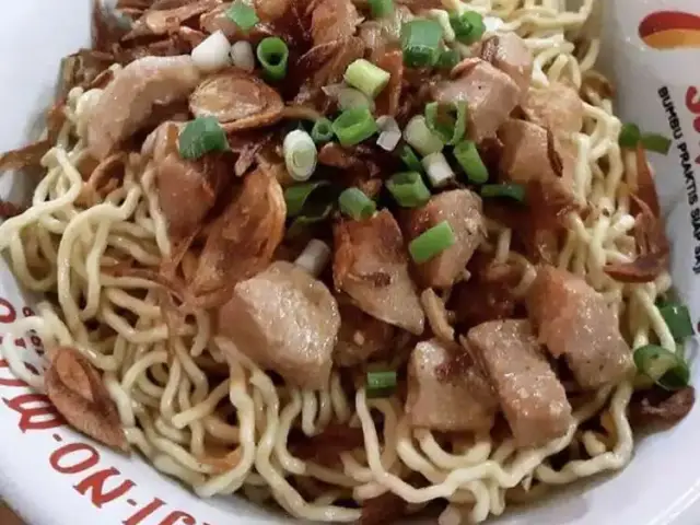 Gambar Makanan Bakmi Itjong 16