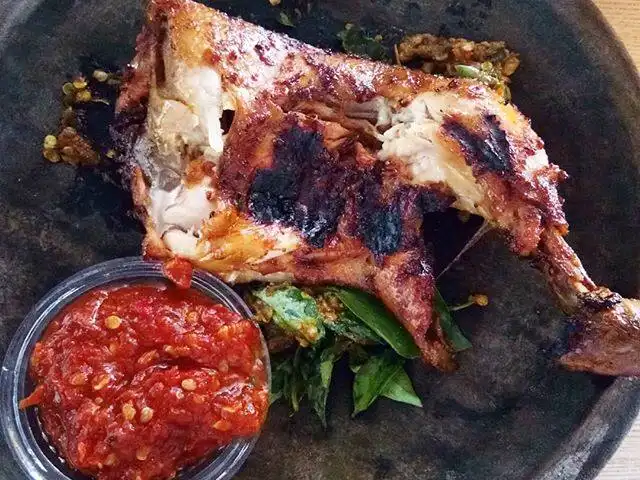 Gambar Makanan Ayam Bakar Mas Toro 12