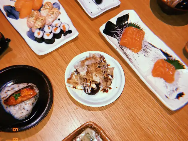 Sushi Zanmai Food Photo 10