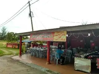 warung merah beserah