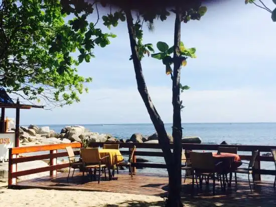 Coral View Island Resort Restaurant