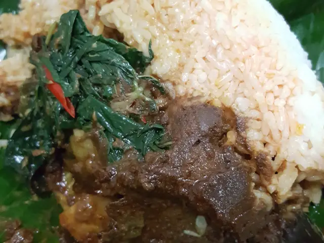 Gambar Makanan Padang Merdeka 8