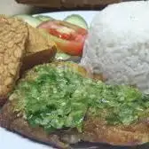 Gambar Makanan Puja Sera Ayam Penyet Sambal Ijo, Pujasera Pak Raden 6