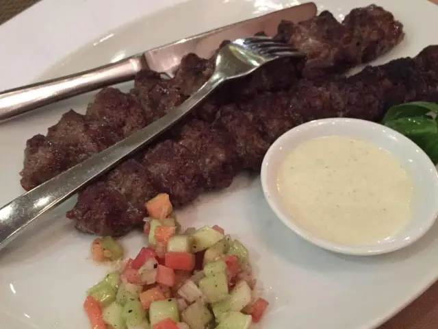 Hosseins Persian Kebab Food Photo 12