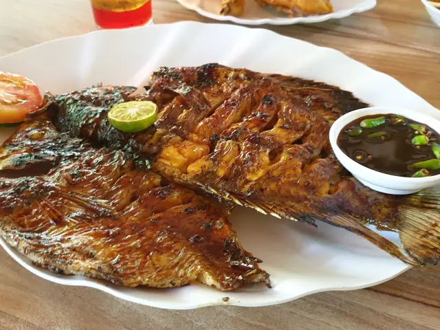 Gambar Makanan Pondok Ikan Gurame 5