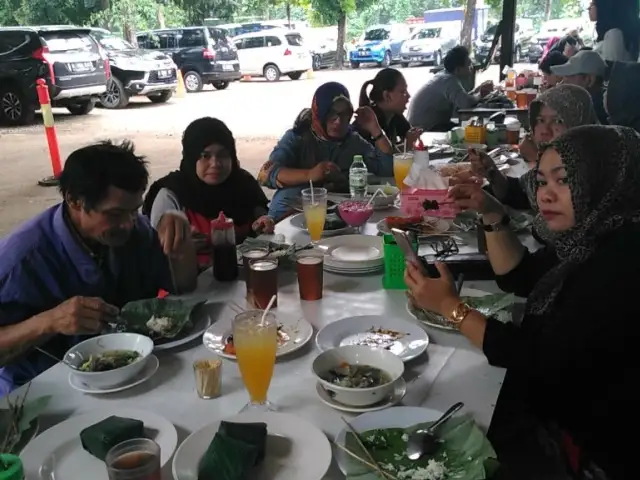 Gambar Makanan Sate Maranggi Haji Yetty 4