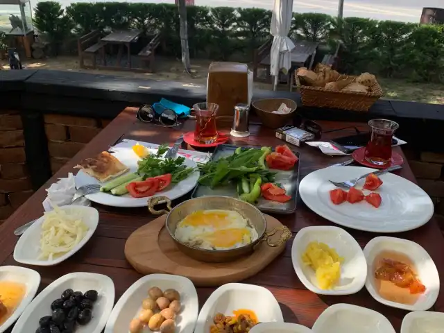 Bolu 1 Restaurant Et Mangal & Köy Kahvaltısı'nin yemek ve ambiyans fotoğrafları 9